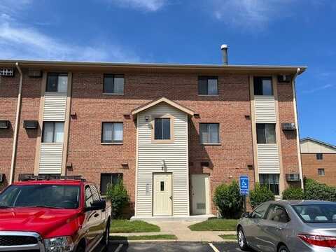 8 Echo Court, Vernon Hills, IL 60061