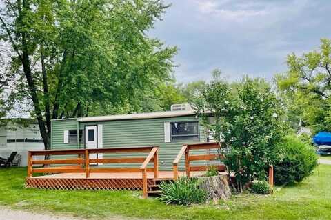 38788 N Broadway Avenue, Antioch, IL 60002