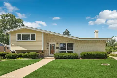 3n276 N Howard Avenue, Elmhurst, IL 60126