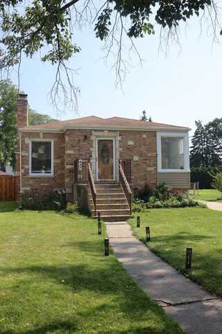 447 N Northwest Highway, Park Ridge, IL 60068