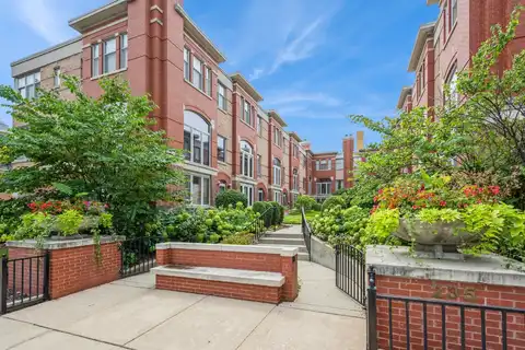 235 S Marion Street, Oak Park, IL 60302