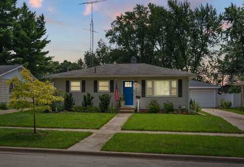 406 Kishwaukee Drive, Sycamore, IL 60178