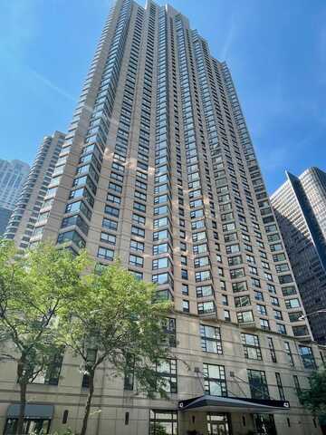 401 E Ontario Street, Chicago, IL 60611
