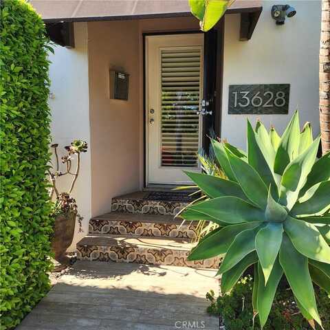 13628 S Mariposa Avenue, Gardena, CA 90247