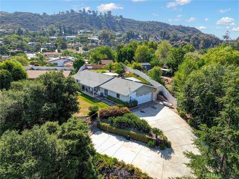 26305 N Broadway, Escondido, CA 92026