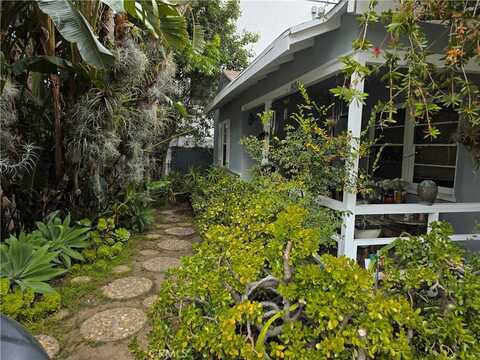14153 Tiara Street, Van Nuys, CA 91401