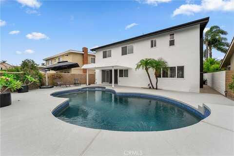 1872 Parkview Circle, Costa Mesa, CA 92627