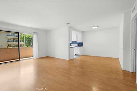 5055 Coldwater Canyon Avenue, Sherman Oaks, CA 91423