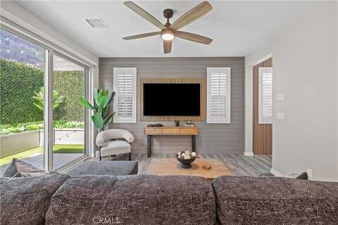 15964 Sparrow Court, Fontana, CA 92336