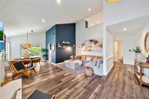 9 Clover Hill Lane, Laguna Hills, CA 92653