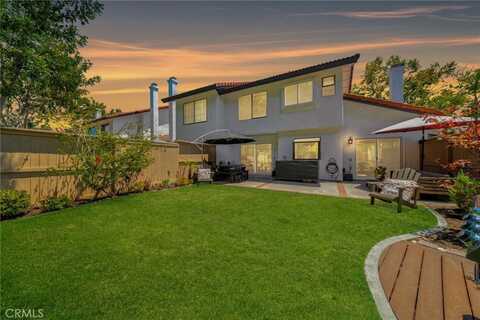9 Clover Hill Lane, Laguna Hills, CA 92653