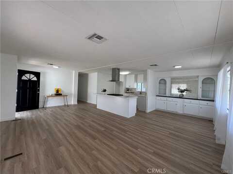 15621 Beach Boulevard, Westminster, CA 92683
