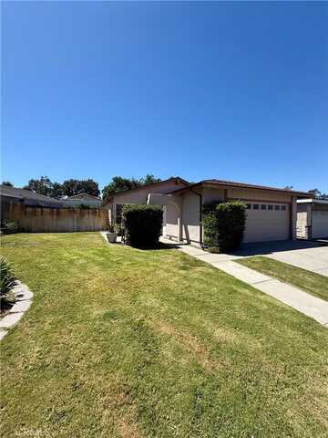 27241 Las Nieves, Mission Viejo, CA 92691