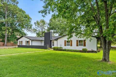 10302 Nadina Drive SE, Huntsville, AL 35803