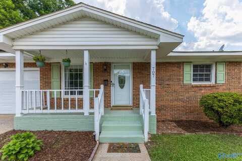 707 Hal Street NW, Huntsville, AL 35805