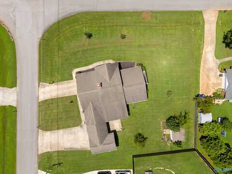 209 Queen Anne Road, Harvest, AL 35749