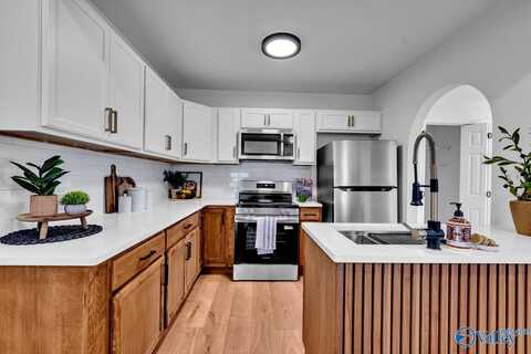 2016 Sewanee Road SW, Huntsville, AL 35801
