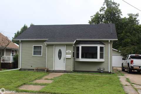 634 3rd Street SE, Mason City, IA 50401