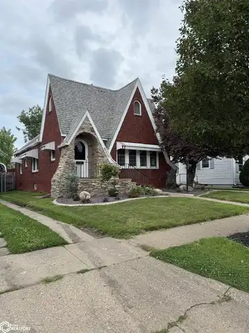 2117 Avenue H, Fort Madison, IA 52627