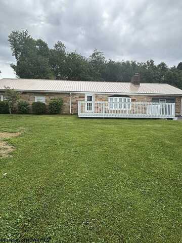 1482 Sago Road, Buckhannon, WV 26201
