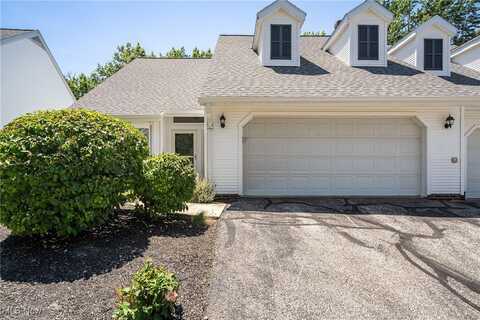 5760 Emerald Ridge unit: A, Solon, OH 44139
