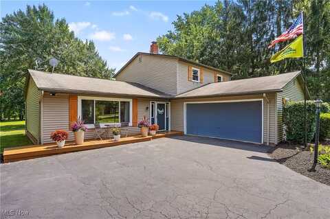 10085 Hickory Ridge Drive, Brecksville, OH 44141