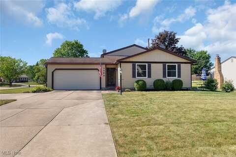3488 Woodstock Lane, Brunswick, OH 44212