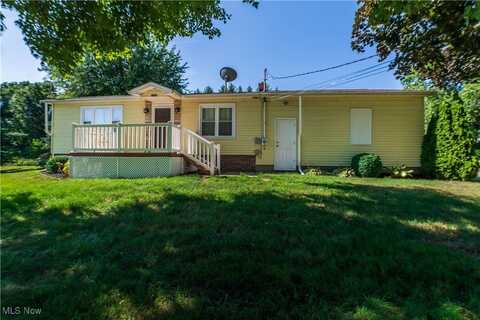 2870 Brouse Street NW, Uniontown, OH 44685
