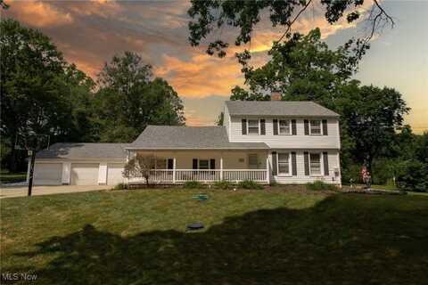 4166 Burgett Ln, Canfield, OH 44406
