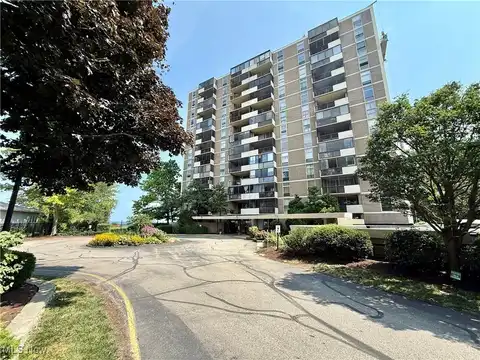 25801 Lakeshore Boulevard unit: 53, Euclid, OH 44132