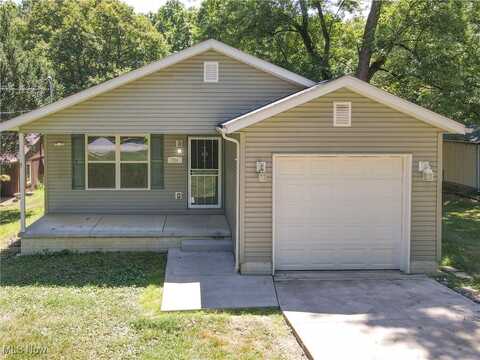 754 Peck Road, Tallmadge, OH 44278