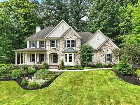 18336 Bent Tree Lane, Chagrin Falls, OH 44023