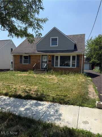 4188 E 186th Street, Cleveland, OH 44122