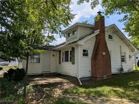 1842 Grandview Road, Lake Milton, OH 44429