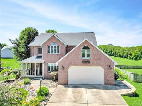 275 Churchman Circle, Wintersville, OH 43953