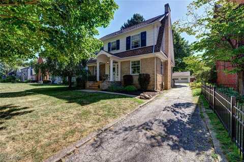 73 Castle Boulevard, Akron, OH 44313