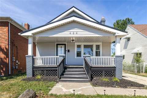 424 E 200th Street, Euclid, OH 44119