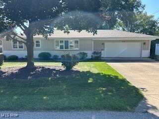 215 James Street, Columbiana, OH 44408