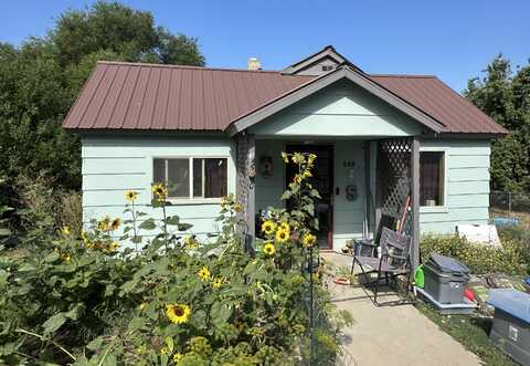 550 HOFSTETTER ST, COLVILLE, WA 99114
