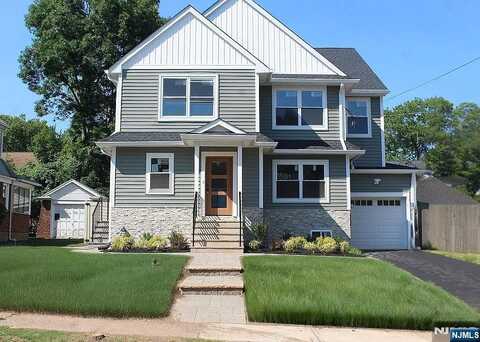 135 Sherman Avenue, Teaneck, NJ 07666