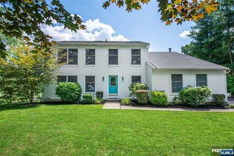 93 Mountain Heights Avenue, Lincoln Park, NJ 07035