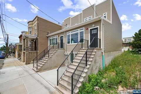 1400 9th Street 2, North Bergen, NJ 07047