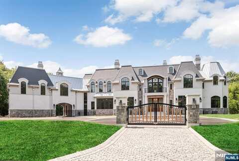 19 Rio Vista Drive, Alpine, NJ 07620