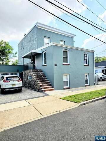 251 Copeland Avenue 1st Floor, Lyndhurst, NJ 07071