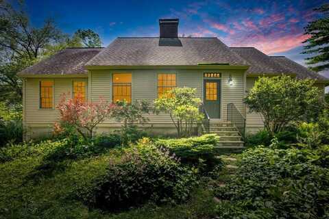 150 North Road, Deerfield, NH 03037
