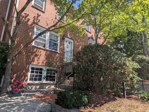 77 Derryfield Court, Manchester, NH 03104