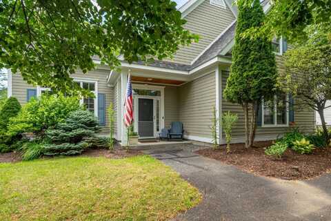 30 Stonehurst Common, Hanover, NH 03755