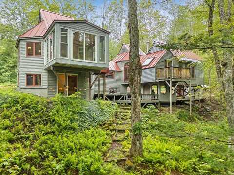 10 Upper Hancock Brook Road, Worcester, VT 05682