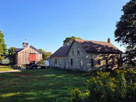 762 McLaren Hill Road, Barnet, VT 05821