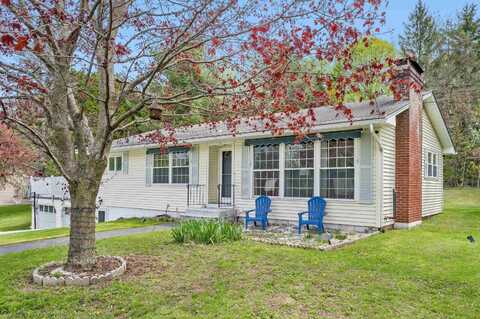 1 Sparrow Drive, Barre, VT 05641